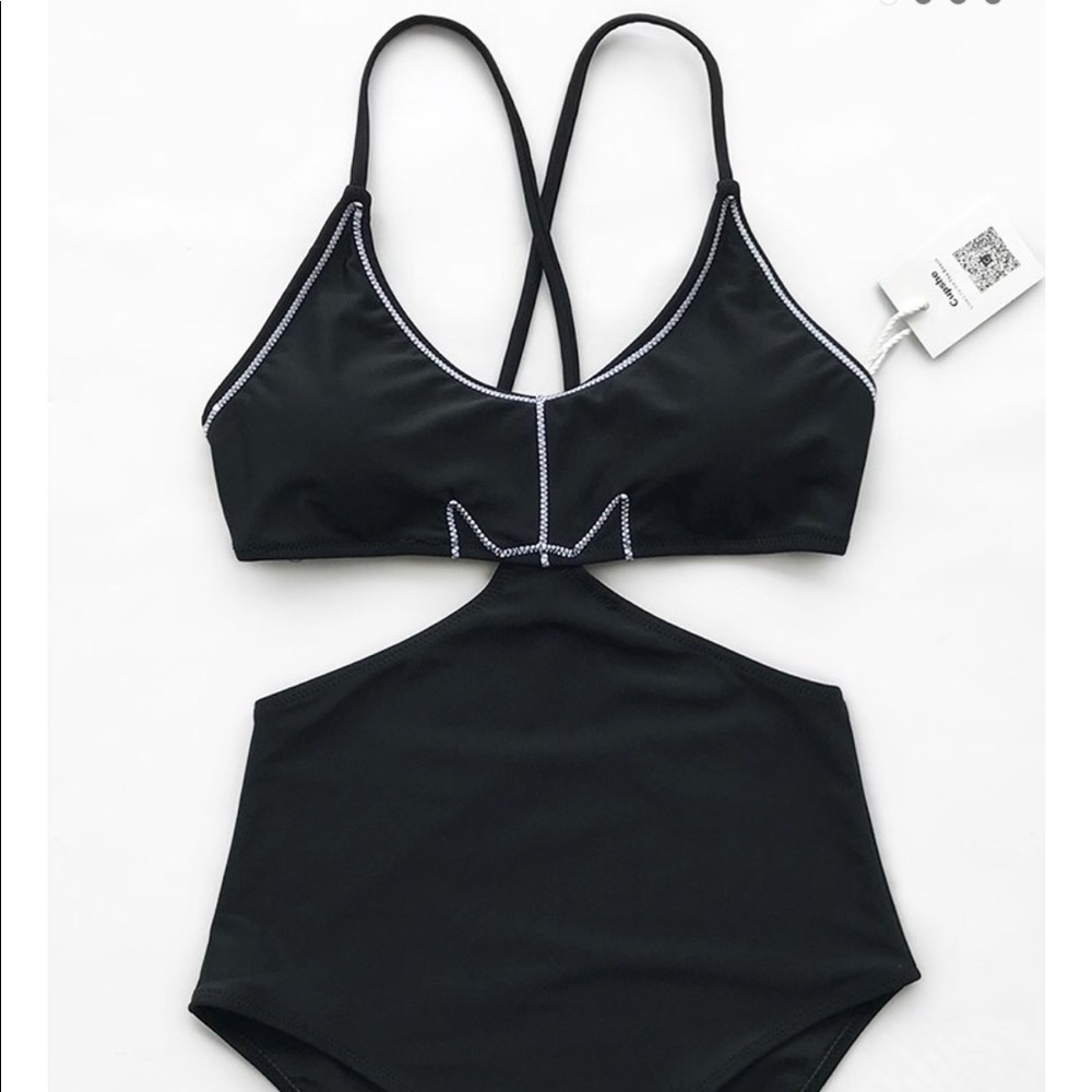 Cupshe Black One Piece